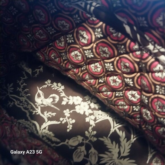 Vera Bradley Floral Quilted Shoulder Bag With Asian-Inspired Pattern Brown & Cre - Picture 5 of 7